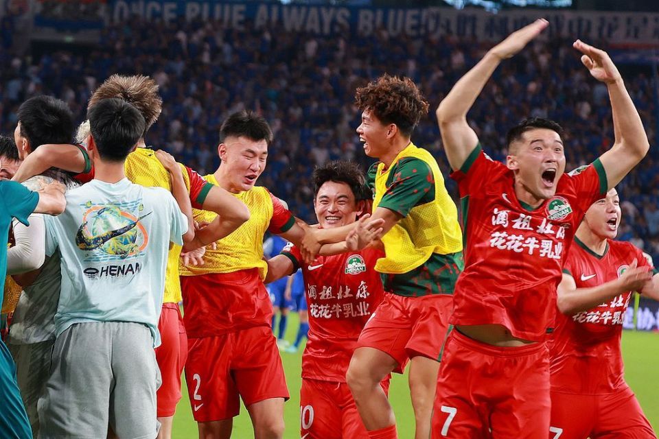 河南俱乐部, 感谢领导, 之路增添了 河南俱乐部, 感谢领导, 之路增添了