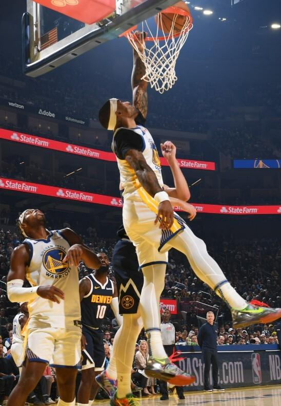 外线连续三, 半场比赛结